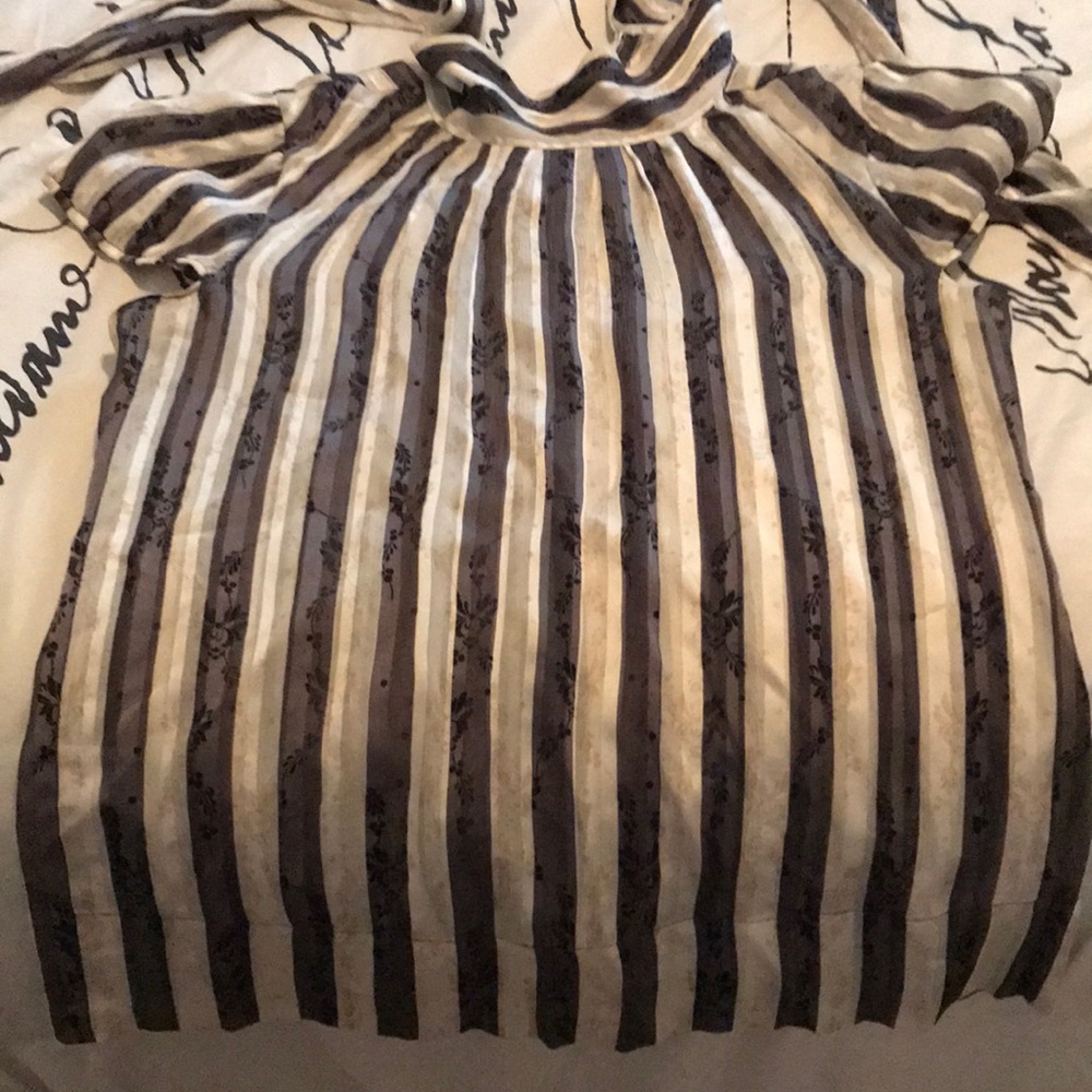 BCBG top